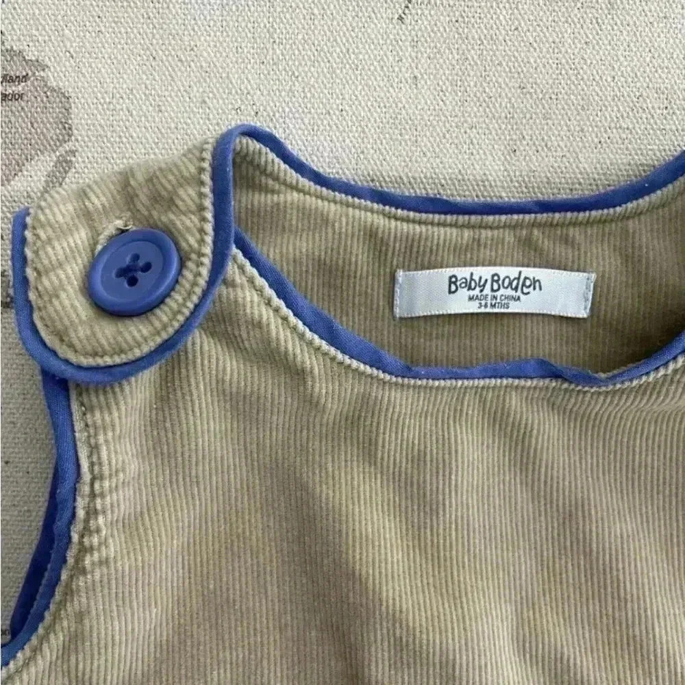 Baby Boden Corduroy Overall
Appliqué 3-6Mo - Picture 2 of 6